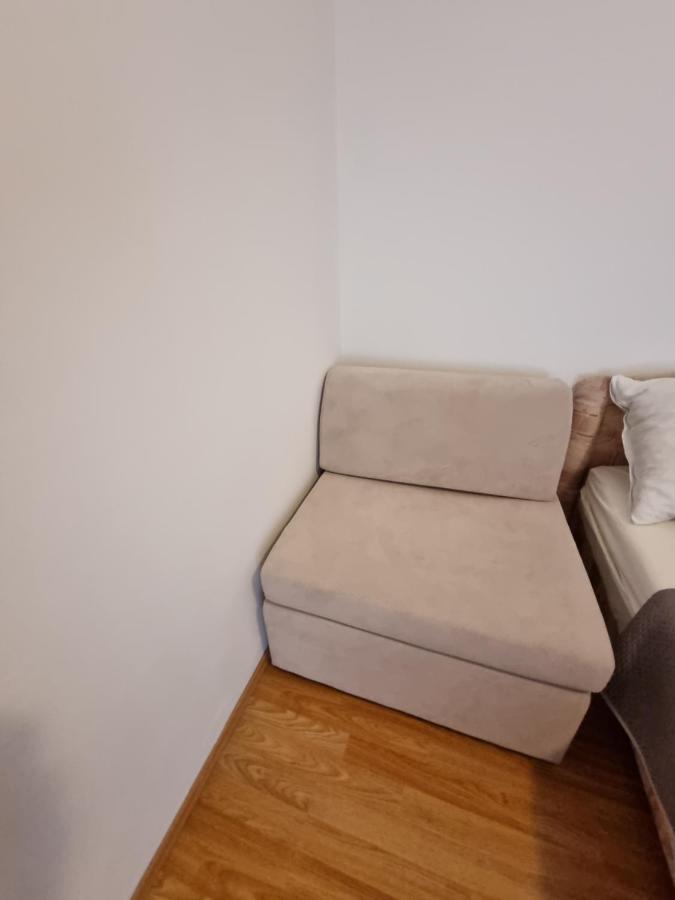 Apartments Lili Biograd Na Moru Ngoại thất bức ảnh