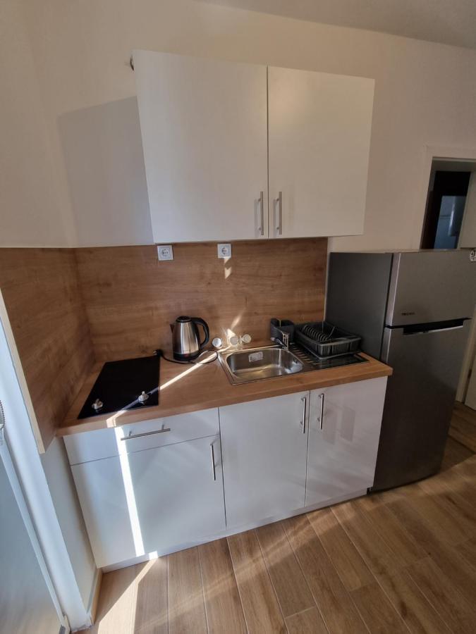 Apartments Lili Biograd Na Moru Ngoại thất bức ảnh