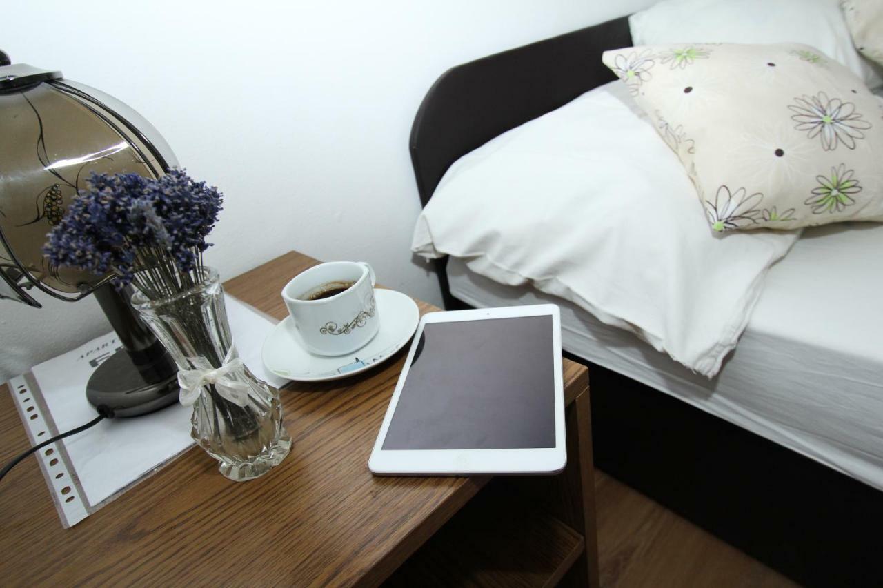 Apartments Lili Biograd Na Moru Ngoại thất bức ảnh